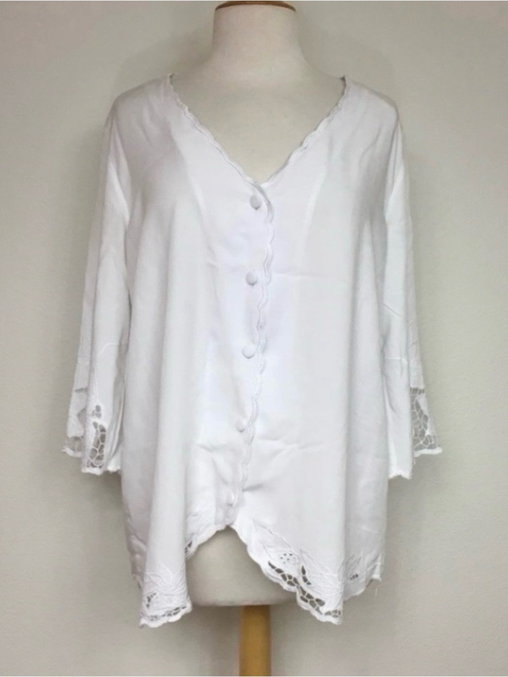 Soft Surroundings Women's White Crochet Button Blouse Size Large Coastal Boho